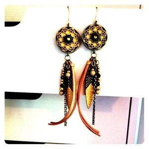 NWOT Fun earrings